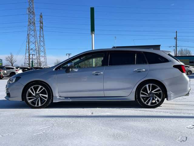 スバル レヴォーグ 1．6GT－S アイサイト 道央・札幌 2014(平26)年 4.4万km アイスシルバーメタリック ４WD/社外SDナビ/SD/DVD/BT/フルセグ/アイサイト/衝突被害軽減ブレーキ/横滑り防止装置/レーダークルーズコントロール/レーンキープアシスト/ヒルスタートアシスト/バックカメラ/ビルトインETC/アイドリングストップ/SI-DRIVE/前席パワーシート/革巻きステアリング/パドルシフト/電動パーキング/プッシュスタート/スマートキー/LEDヘッドライト/オートライト/フォグランプ/電動格納ミラー/ウィンカーミラー/純正フロアマット/ドアバイザー/スペアキー/社外AW付冬タイヤ積込/215/50/R17/2016年/山6mm