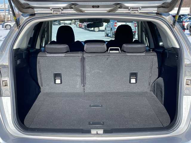 スバル レヴォーグ 1．6GT－S アイサイト 道央・札幌 2014(平26)年 4.4万km アイスシルバーメタリック ４WD/社外SDナビ/SD/DVD/BT/フルセグ/アイサイト/衝突被害軽減ブレーキ/横滑り防止装置/レーダークルーズコントロール/レーンキープアシスト/ヒルスタートアシスト/バックカメラ/ビルトインETC/アイドリングストップ/SI-DRIVE/前席パワーシート/革巻きステアリング/パドルシフト/電動パーキング/プッシュスタート/スマートキー/LEDヘッドライト/オートライト/フォグランプ/電動格納ミラー/ウィンカーミラー/純正フロアマット/ドアバイザー/スペアキー/社外AW付冬タイヤ積込/215/50/R17/2016年/山6mm