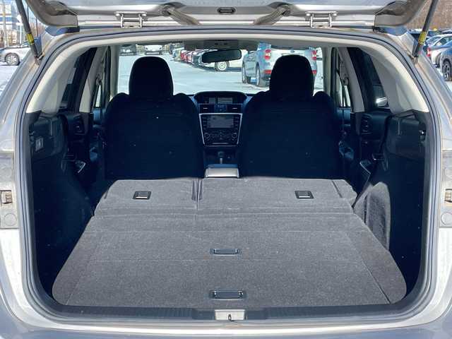 スバル レヴォーグ 1．6GT－S アイサイト 道央・札幌 2014(平26)年 4.4万km アイスシルバーメタリック ４WD/社外SDナビ/SD/DVD/BT/フルセグ/アイサイト/衝突被害軽減ブレーキ/横滑り防止装置/レーダークルーズコントロール/レーンキープアシスト/ヒルスタートアシスト/バックカメラ/ビルトインETC/アイドリングストップ/SI-DRIVE/前席パワーシート/革巻きステアリング/パドルシフト/電動パーキング/プッシュスタート/スマートキー/LEDヘッドライト/オートライト/フォグランプ/電動格納ミラー/ウィンカーミラー/純正フロアマット/ドアバイザー/スペアキー/社外AW付冬タイヤ積込/215/50/R17/2016年/山6mm