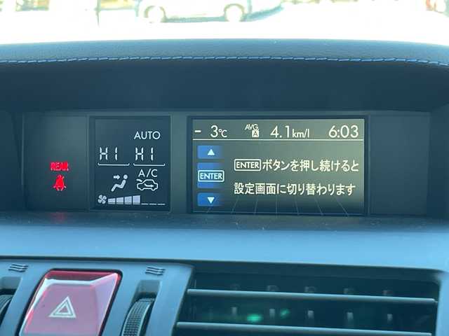 スバル レヴォーグ 1．6GT－S アイサイト 道央・札幌 2014(平26)年 4.4万km アイスシルバーメタリック ４WD/社外SDナビ/SD/DVD/BT/フルセグ/アイサイト/衝突被害軽減ブレーキ/横滑り防止装置/レーダークルーズコントロール/レーンキープアシスト/ヒルスタートアシスト/バックカメラ/ビルトインETC/アイドリングストップ/SI-DRIVE/前席パワーシート/革巻きステアリング/パドルシフト/電動パーキング/プッシュスタート/スマートキー/LEDヘッドライト/オートライト/フォグランプ/電動格納ミラー/ウィンカーミラー/純正フロアマット/ドアバイザー/スペアキー/社外AW付冬タイヤ積込/215/50/R17/2016年/山6mm