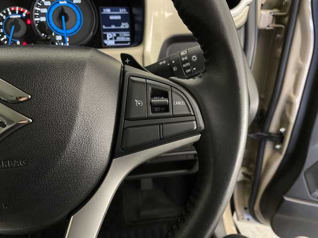 スズキ クロスビー HYBRID MZ 長野県 2020(令2)年 4.6万km キャラバンアイボリーパールメタリック/ホワイト 2トーンルーフ 4WD/社外ディスプレイオーディオ&USB&BT/クルーズコントロール/車線逸脱警報/衝突軽減ブレーキ/ダウンヒルアシストコントロール/ヒルスタートアシストアシスト/アイドリングストップ/パドルシフト/全方位カメラ/ETC/LEDヘッドライト/オートライト/フロントフォグランプ/電動格納ミラー/ウィンカーミラー/ドアミラーヒーター/純正16インチAW装着/純正フロアマット/プッシュスタート/スマートキー