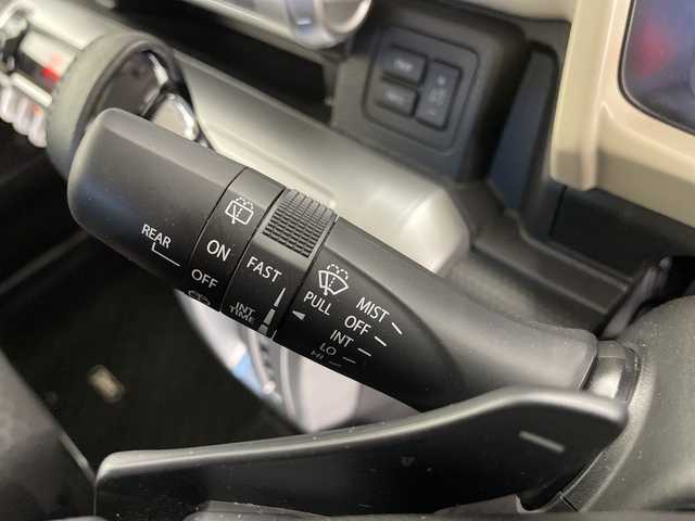 スズキ クロスビー HYBRID MZ 長野県 2020(令2)年 4.6万km キャラバンアイボリーパールメタリック/ホワイト 2トーンルーフ 4WD/社外ディスプレイオーディオ&USB&BT/クルーズコントロール/車線逸脱警報/衝突軽減ブレーキ/ダウンヒルアシストコントロール/ヒルスタートアシストアシスト/アイドリングストップ/パドルシフト/全方位カメラ/ETC/LEDヘッドライト/オートライト/フロントフォグランプ/電動格納ミラー/ウィンカーミラー/ドアミラーヒーター/純正16インチAW装着/純正フロアマット/プッシュスタート/スマートキー