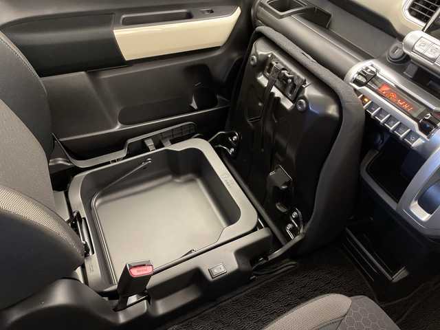 スズキ クロスビー HYBRID MZ 長野県 2020(令2)年 4.6万km キャラバンアイボリーパールメタリック/ホワイト 2トーンルーフ 4WD/社外ディスプレイオーディオ&USB&BT/クルーズコントロール/車線逸脱警報/衝突軽減ブレーキ/ダウンヒルアシストコントロール/ヒルスタートアシストアシスト/アイドリングストップ/パドルシフト/全方位カメラ/ETC/LEDヘッドライト/オートライト/フロントフォグランプ/電動格納ミラー/ウィンカーミラー/ドアミラーヒーター/純正16インチAW装着/純正フロアマット/プッシュスタート/スマートキー