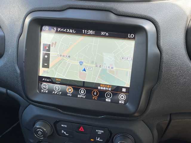 クライスラー・ジープ ジープ レネゲード トレイルホーク 青森県 2020(令2)年 5.9万km ブラック 純正ナビ/・Bluetooth/・フルセグテレビ /・AM/FM/社外レーダー（ZERO707LV)/ディスプレイオーディオ/・AppleCarPlay/・AndroidAuto/バックカメラ/前後ドライブレコーダー/LEDヘッドライト/・オートライト/後方コーナーセンサー /衝突軽減ブレーキ/・ブラインドスポットアシスト/保証書/・取扱説明書/・スペアキー