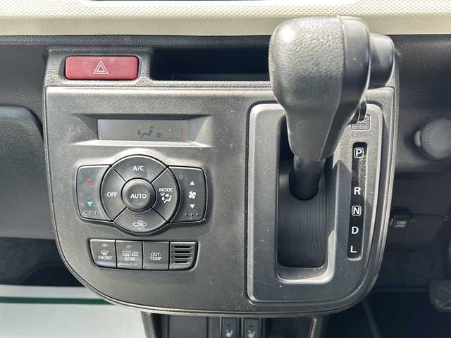スズキ アルト X 岩手県 2015(平27)年 4.2万km シルキーシルバーメタリック 純正SDナビ/AM/FM/CD/Bluetooth/フルセグTV/バックカメラ/ETC/衝突被害軽減ブレーキ/横滑り防止装置/アイドリングストップ/シートヒーター/オートライト/スマートキー/プッシュスタート/電動格納ミラー/純正15インチAW/純正フロアマット/取扱説明書