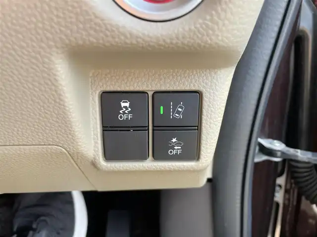 ホンダ Ｎ ＢＯＸ G L ホンダセンシング 高知県 2018(平30)年 10.5万km プレミアムアガットブラウンP (株)IDOMが運営する【じしゃロン高知店】の自社ローン専用車両になりますこちらは現金またはオートローンご利用時の価格です。自社ローンご希望の方は別途その旨お申付け下さい