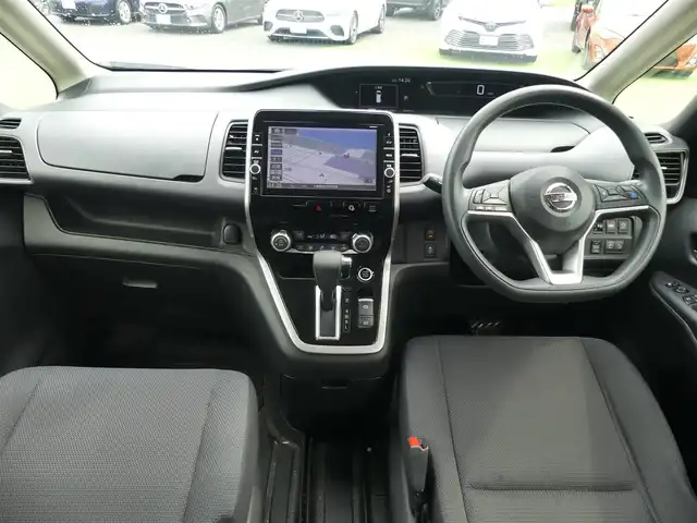 日産 セレナ X 千葉県 2016(平28)年 5.6万km マルーンレッド エマージェンシーブレーキ/プロパイロット/インテリジェントルームミラー/インテリジェントクルーズコントロール/両側パワースライドドア/純正SDナビ/地デジTV/【BD/DVD/CD再生機能　Bluetooth接続】/アラウンドビューモニター/ドライブレコーダー/ステアリングスイッチ/ETC/LEDヘッドライト/ウインカーミラー/コーナーセンサー/インテリジェントキー
