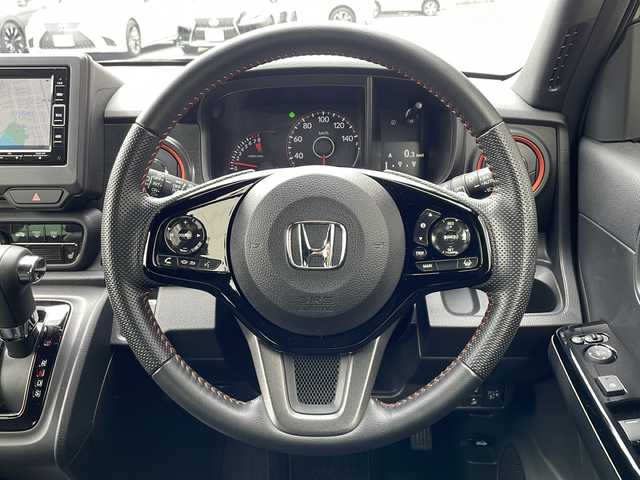 ホンダ Ｎ ＯＮＥ RS 大阪府 2023(令5)年 0.8万km クリスタルブラックパール 純正ナビ/フルセグTV/CD/DVD/BT/USB/衝突軽減システム/レーンキープアシスト/パーキングアシスト/電子パーキングブレーキ/レーダークルーズコントロール/ヘッドライトレベライザー/シートヒーターD/N席/バックカメラ/ETC/純正フロアマット/オートライト/LEDヘッドライト/取説/保証書/スペアキーx1