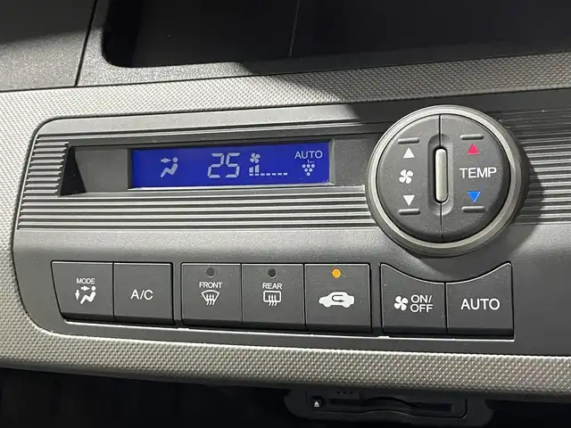 ホンダ フリード ハイブリット ジャストセレクション 大阪府 2014(平26)年 3.8万km プレミアムスパークルブラックパール 純正ナビＴＶ　バックカメラ　両側パワースライドドア　クルーズコントロール　ＥＴＣ　スマートキー　オートライト　オートエアコン　電動ミラー　キセノンライト　ワンオーナー　Ｂｌｕｅｔｏｏｔｈ　ＤＶＤ再生