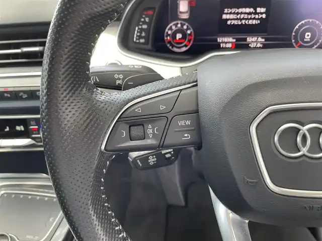 アウディ Ｑ７ 3.0TFSI クワトロ Sライン PKG 三重県 2017(平29)年 12.2万km ディープブラックパールエフェクト 登録時121837km/禁煙車/純正ナビ(AM/FM/CD/DVD/AUX/USB/ワンセグ/Bluetooth)/レザーシート/前席、2列目シートヒーター/前席パワーシート/ETC/前後ドライブレコーダー/全方位カメラ/シートメモリ機能/パーキングアシスト/ハンズフリーパワーバックドア/LED/パドルシフト/オートクルーズコントロール/オートライト/オートハイビーム/前後ソナー/横滑り防止装置/レーンキープアシスト/ダウンヒルアシストコントロール/ルーフレール/電子パーキング/オートホールドブレーキ/プッシュスタート/スマートキー×2