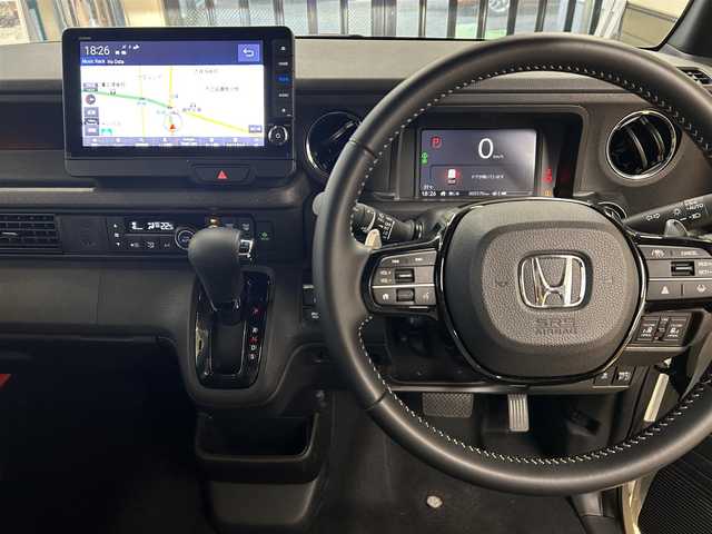 ホンダ Ｎ ＢＯＸ カスタム ターボ コーディネートS 東京都 2024(令6)年 0.6万km プラチナホワイトパール ワンオーナー/純正9インチナビ/(Apple car play/Android Auto/CD/DVD/SD/USB//フルセグ/Bluetooth/iPod）/バックカメラ/前後コーナーセンサー/電動パーキング/ハーフレザー/前席シートヒーター/両側パワースライドドア/プリクラッシュセーフティ/レーダークルーズコントロール/ACC先行車検知音/LKA/路外逸脱抑制機能 /スマートキー/プッシュスタート/LEDライト/オートライト/オートハイビーム/ライトレベライザー/ETC/パドルシフト/革巻きステアリング/ステアリングスイッチ/ISOFIX/ドアバイザー/プライバシーガラス/電格ウィンカーミラー/純正15インチアルミホイール/W+サイド+カーテンSRS＆ABS/横滑り防止装置/取扱説明書/保証書