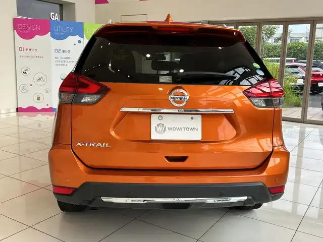 日産 エクストレイル 20X 埼玉県 2018(平30)年 7.2万km プレミアムコロナオレンジ 保証書/取扱説明書/純正SDナビ/　DVD/BT/ワンセグTV/iPod/AUX/バック、アラウンドビューモニター/ETC/4WD/レザーシート/LEDヘッドライト/前後コーナーセンサー/パワーバックドア/ルーフレール/前後ドライブレコーダー/デジタルインナーミラー/スタッドレスタイヤ