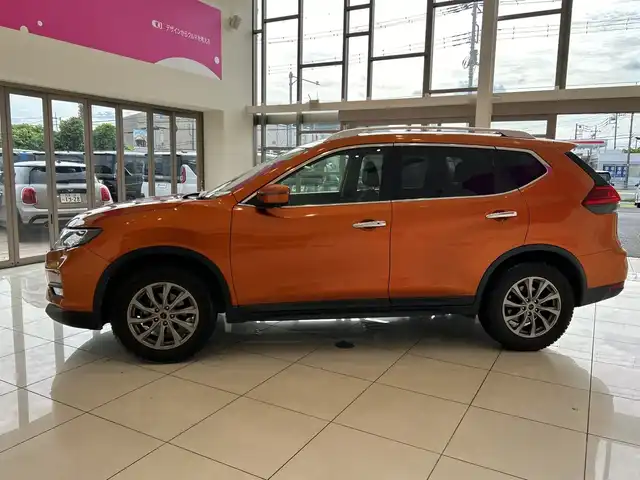 日産 エクストレイル 20X 埼玉県 2018(平30)年 7.2万km プレミアムコロナオレンジ 保証書/取扱説明書/純正SDナビ/　DVD/BT/ワンセグTV/iPod/AUX/バック、アラウンドビューモニター/ETC/4WD/レザーシート/LEDヘッドライト/前後コーナーセンサー/パワーバックドア/ルーフレール/前後ドライブレコーダー/デジタルインナーミラー/スタッドレスタイヤ