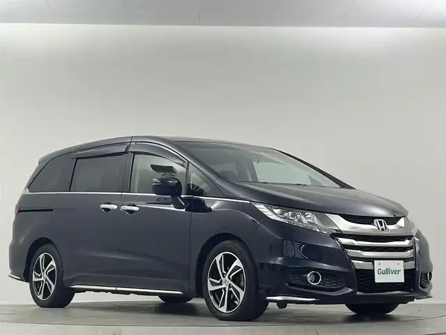 ホンダ オデッセイ アブソルート 埼玉県 2013(平25)年 6.6万km プレミアムヴィーナスブラックP 純正ナビ　Ｂｌｕｅｔｏｏｔｈ　ＴＶ　HDMI バックカメラ　ハーフレザーシート　両側パワースライドドア　クルーズコントロール フルフラットシート 衝突被害軽減システム LEDヘッドライト ETC