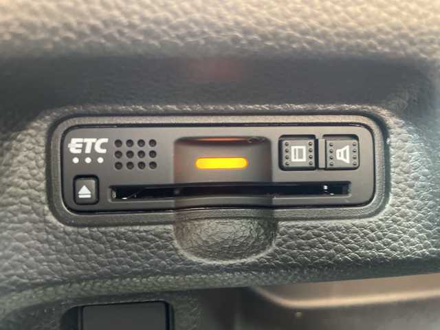 ホンダ Ｎ ＢＯＸ 三重県 2020(令2)年 2万km プラチナホワイトパール 登録時19957km/ワンオーナー/禁煙車/ハーフレザーシート/純正ナビ/（AM/FM/TV/Bluetooth/CD/DVD/HDMI）/フルセグＴＶ/バックカメラ/ビルトインＥＴＣ/レーダークルコン/両側パワースライドドア/純正ドラレコ/ステアリングスイッチ/パドルシフト/シートヒーター/衝突軽減システム/レーンキープアシスト/コーナーセンサー/プッシュスタート/純正フロアマット/スペアキー