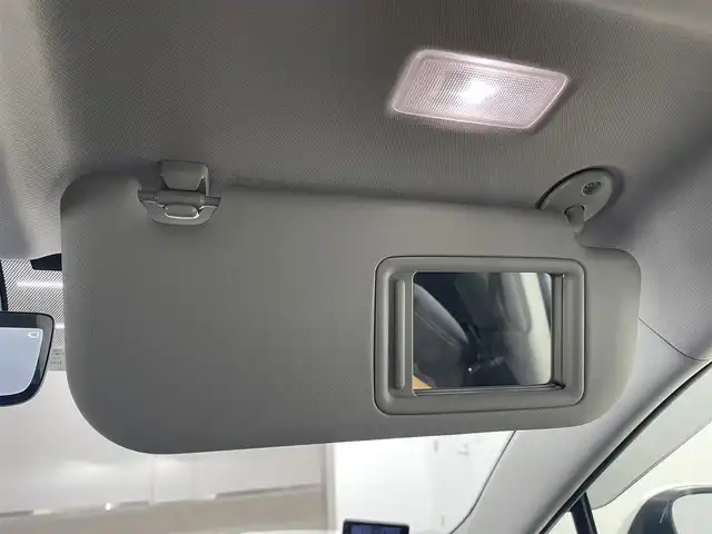 トヨタ ＲＡＶ４ G Zパッケージ 熊本県 2022(令4)年 1.9万km ホワイトパールクリスタルシャイン モデリスタ/ディスプレイオーディオ/・フルセグTV/BT/USB/全方位カメラ/トヨタセーフティセンス/・プリクラッシュセーフティ/・レーントレーシングアシスト/・ブラインドスポットモニター/・クリアランスソナー/・パーキングサポートブレーキ/・ロードサインアシスト/・レーダークルーズコントロール/・オートマチックハイビーム/デジタルインナーミラー/前後ドライブレコーダー/パワーバックドア/ステアリングヒーター/革シート/・パワーシート/・シートヒーター/・シートクーラー/オートライト/LEDヘッドライト/スペアキー