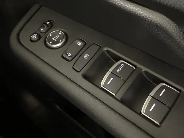 ホンダ ステップワゴン スパーダ eHEV 福岡県 2023(令5)年 1万km プラチナホワイトパール 純正メモリナビ/フルセグテレビ/全方位カメラ/レーダークルーズコントロール/両側パワースライドドア/パワーバックドア/ETC/BSM/コーナーセンサー