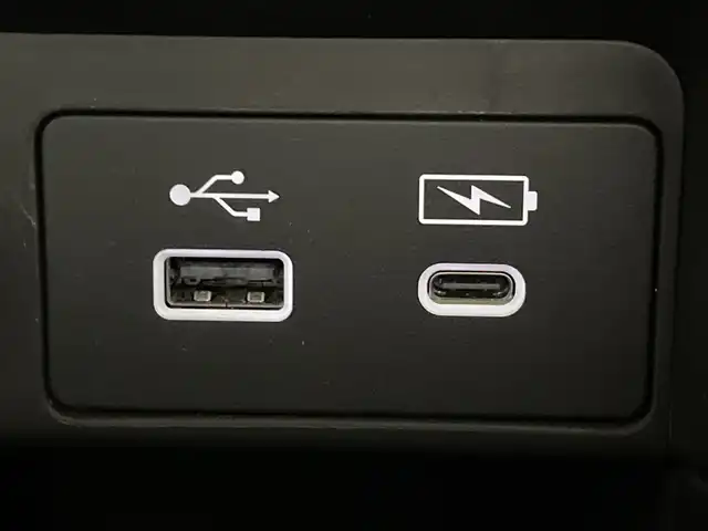 ホンダ ステップワゴン スパーダ eHEV 福岡県 2023(令5)年 1万km プラチナホワイトパール 純正メモリナビ/フルセグテレビ/全方位カメラ/レーダークルーズコントロール/両側パワースライドドア/パワーバックドア/ETC/BSM/コーナーセンサー