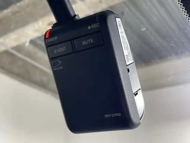 ホンダ ステップワゴン スパーダ eHEV 福岡県 2023(令5)年 1万km プラチナホワイトパール 純正メモリナビ/フルセグテレビ/全方位カメラ/レーダークルーズコントロール/両側パワースライドドア/パワーバックドア/ETC/BSM/コーナーセンサー