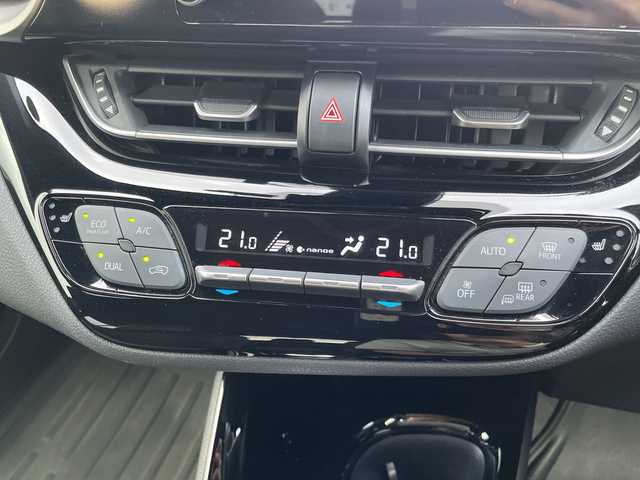 トヨタ Ｃ－ＨＲ G モード ネロ セーフティプラス 神奈川県 2021(令3)年 2.9万km ホワイトパールクリスタルシャイン 純正メモリナビ/ワンセグ/Bluetooth/全周囲カメラ/追従式クルーズコントロール/ドライブレコーダー/前席シートヒーター/オートブレーキホールド/ETC2.0/LEDヘッドライト/フォグランプ/オートマチックハイビーム/オートライト/純正フロアマット/純正アルミホイール/横滑り防止装置/レーンキープアシスト/衝突被害軽減システム/カーテンエアバック