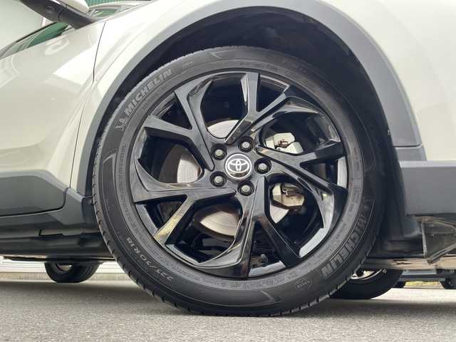 トヨタ Ｃ－ＨＲ G モード ネロ セーフティプラス 神奈川県 2021(令3)年 2.9万km ホワイトパールクリスタルシャイン 純正メモリナビ/ワンセグ/Bluetooth/全周囲カメラ/追従式クルーズコントロール/ドライブレコーダー/前席シートヒーター/オートブレーキホールド/ETC2.0/LEDヘッドライト/フォグランプ/オートマチックハイビーム/オートライト/純正フロアマット/純正アルミホイール/横滑り防止装置/レーンキープアシスト/衝突被害軽減システム/カーテンエアバック