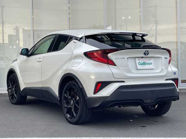 トヨタ Ｃ－ＨＲ G モード ネロ セーフティプラス 神奈川県 2021(令3)年 2.9万km ホワイトパールクリスタルシャイン 純正メモリナビ/ワンセグ/Bluetooth/全周囲カメラ/追従式クルーズコントロール/ドライブレコーダー/前席シートヒーター/オートブレーキホールド/ETC2.0/LEDヘッドライト/フォグランプ/オートマチックハイビーム/オートライト/純正フロアマット/純正アルミホイール/横滑り防止装置/レーンキープアシスト/衝突被害軽減システム/カーテンエアバック