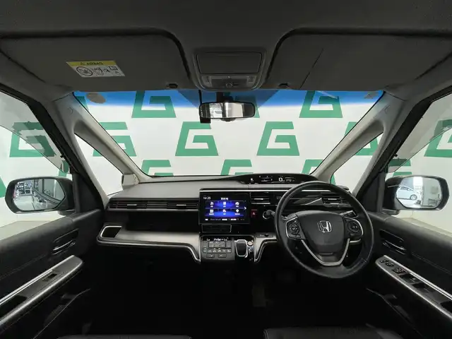 ホンダ ステップワゴン スパーダ ハイブリッド G EX ホンダセンシング 鹿児島県 2018(平30)年 4万km プレミアムスパークルブラックパール 禁煙車/純正ナビ(CD/DVD/Bluetooth/フルセグTV)　/ホンダセンシング　/○衝突軽減ブレーキ〈CMBS〉/○路外逸脱抑制機能/○ACC〈アダプティブ・クルーズ・コントロール〉/バックカメラ　/両側パワースライドドア　/前席シートヒーター　/ＬＥＤヘッドライト　/オートライト　/前方ドライブレコーダー　/ＥＴＣ　/純正アルミホイール　/ドアバイザー