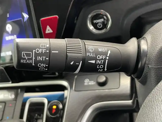 ホンダ ステップワゴン スパーダ ハイブリッド G EX ホンダセンシング 鹿児島県 2018(平30)年 4万km プレミアムスパークルブラックパール 禁煙車/純正ナビ(CD/DVD/Bluetooth/フルセグTV)　/ホンダセンシング　/○衝突軽減ブレーキ〈CMBS〉/○路外逸脱抑制機能/○ACC〈アダプティブ・クルーズ・コントロール〉/バックカメラ　/両側パワースライドドア　/前席シートヒーター　/ＬＥＤヘッドライト　/オートライト　/前方ドライブレコーダー　/ＥＴＣ　/純正アルミホイール　/ドアバイザー