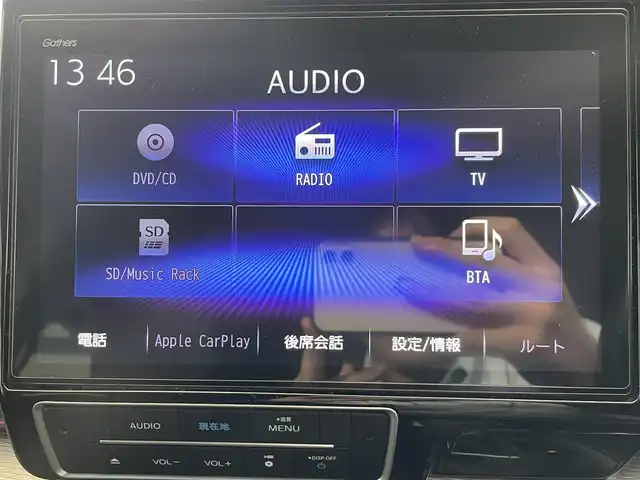 ホンダ ステップワゴン スパーダ ハイブリッド G EX ホンダセンシング 鹿児島県 2018(平30)年 4万km プレミアムスパークルブラックパール 禁煙車/純正ナビ(CD/DVD/Bluetooth/フルセグTV)　/ホンダセンシング　/○衝突軽減ブレーキ〈CMBS〉/○路外逸脱抑制機能/○ACC〈アダプティブ・クルーズ・コントロール〉/バックカメラ　/両側パワースライドドア　/前席シートヒーター　/ＬＥＤヘッドライト　/オートライト　/前方ドライブレコーダー　/ＥＴＣ　/純正アルミホイール　/ドアバイザー