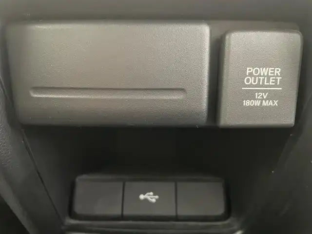 ホンダ ステップワゴン スパーダ ハイブリッド G EX ホンダセンシング 鹿児島県 2018(平30)年 4万km プレミアムスパークルブラックパール 禁煙車/純正ナビ(CD/DVD/Bluetooth/フルセグTV)　/ホンダセンシング　/○衝突軽減ブレーキ〈CMBS〉/○路外逸脱抑制機能/○ACC〈アダプティブ・クルーズ・コントロール〉/バックカメラ　/両側パワースライドドア　/前席シートヒーター　/ＬＥＤヘッドライト　/オートライト　/前方ドライブレコーダー　/ＥＴＣ　/純正アルミホイール　/ドアバイザー