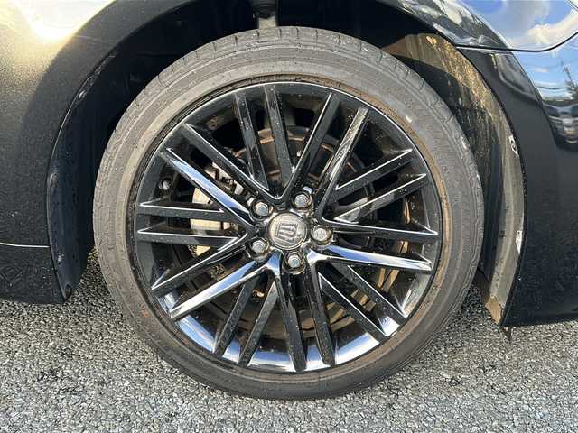 トヨタ クラウン ハイブリッド アスリートS ブラックスタイル 福岡県 2015(平27)年 4.5万km プレシャスブラックパール メーカーオプションナビ/【AM/FM/BT/USB/CD/DVD/ワンセグTV】/バックカメラ/サンルーフ/ブラックスタイル専用18インチホイール/ETC/前席パワーシート/前席シートヒーター＆エアシート/レザーシート/電動格納ミラー/ステアリングスイッチ/ステアリングヒーター/クルーズコントロール/純正ドアバイザー/ISOFIX