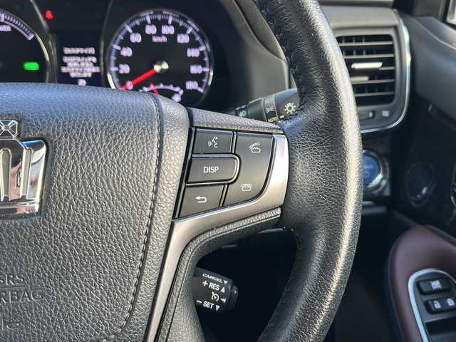 トヨタ クラウン ハイブリッド アスリートS ブラックスタイル 福岡県 2015(平27)年 4.5万km プレシャスブラックパール メーカーオプションナビ/【AM/FM/BT/USB/CD/DVD/ワンセグTV】/バックカメラ/サンルーフ/ブラックスタイル専用18インチホイール/ETC/前席パワーシート/前席シートヒーター＆エアシート/レザーシート/電動格納ミラー/ステアリングスイッチ/ステアリングヒーター/クルーズコントロール/純正ドアバイザー/ISOFIX