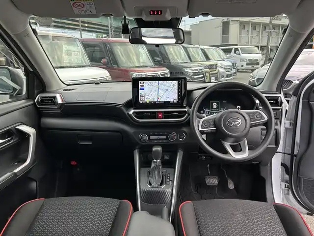 ダイハツ ロッキー G 愛知県 2020(令2)年 5.1万km シャイニングホワイトパール スマートキー/プッシュスタート/純正9インチナビ/フルセグTV/BT/ETC/純正17インチAW/プリクラッシュセーフティ/クリアランスソナー/レーダークルーズコントロール/ドライブレコーダー/前席シートヒーター/純正フロアマット/純正ドアバイザー/ステアリングスイッチ/LEDヘッドライト/取説、保証書/スペアキー
