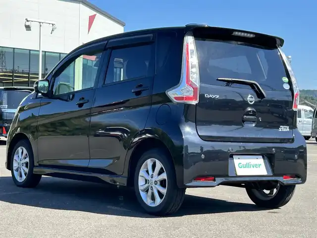 日産 デイズ ハイウェイスターX 鹿児島県 2018(平30)年 6.6万km ブラック 社外ナビ/　　CD/DVD/BT/ワンセグ/全方位カメラ/LEDヘッドライト/純正14インチアルミホイール/アイドリングストップ/オートエアコン/スマートキー/オートマチックハイビーム/横滑り防止装置/レーンキープアシスト