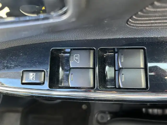 日産 デイズ ハイウェイスターX 鹿児島県 2018(平30)年 6.6万km ブラック 社外ナビ/　　CD/DVD/BT/ワンセグ/全方位カメラ/LEDヘッドライト/純正14インチアルミホイール/アイドリングストップ/オートエアコン/スマートキー/オートマチックハイビーム/横滑り防止装置/レーンキープアシスト