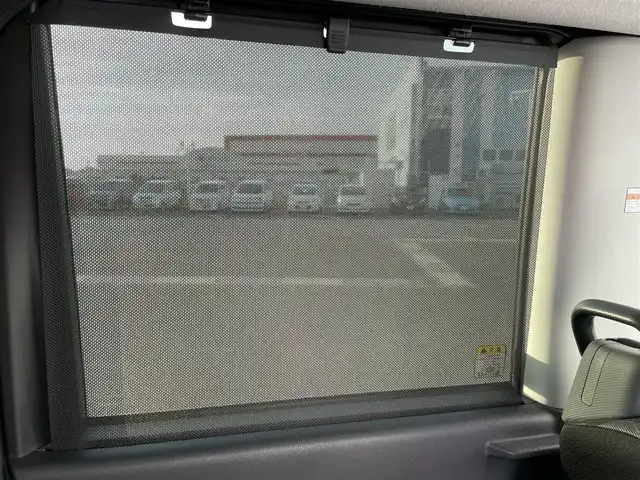 ダイハツ タント ファンクロス 熊本県 2022(令4)年 6.1万km クロムグレーメタリック 純正ディスプレイオーディオ/・AM/FM/USB/iPod/HDMI/BT/・AppleCarPlay/AndroidAuto/・フルセグTV/バックカメラ/アイドリングストップ/横滑り防止機能/衝突被害軽減ブレーキ/クリアランスソナー/オートマチックハイビーム/前後コーナーセンサー/ステアリングリモコン/オートライト/・フォグランプ/・LEDライト/・ヘッドライトレベライザー/電動格納ミラー/D/N席シートヒーター/電動サイドブレーキ/・ホールドボタン/ルーフレール/純正アルミホイール/純正フロアマット/スマートキー/・スペアキー