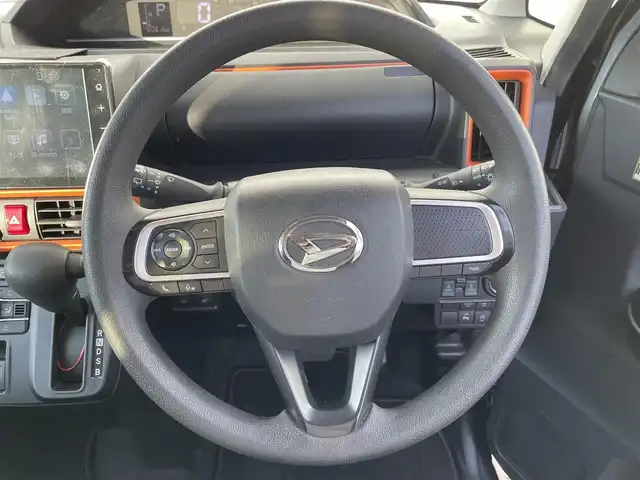 ダイハツ タント ファンクロス 熊本県 2022(令4)年 6.1万km クロムグレーメタリック 純正ディスプレイオーディオ/・AM/FM/USB/iPod/HDMI/BT/・AppleCarPlay/AndroidAuto/・フルセグTV/バックカメラ/アイドリングストップ/横滑り防止機能/衝突被害軽減ブレーキ/クリアランスソナー/オートマチックハイビーム/前後コーナーセンサー/ステアリングリモコン/オートライト/・フォグランプ/・LEDライト/・ヘッドライトレベライザー/電動格納ミラー/D/N席シートヒーター/電動サイドブレーキ/・ホールドボタン/ルーフレール/純正アルミホイール/純正フロアマット/スマートキー/・スペアキー