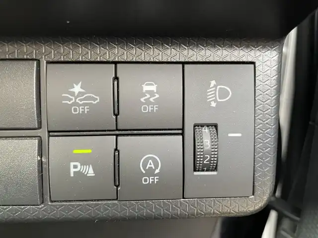 ダイハツ タント ファンクロス 熊本県 2022(令4)年 6.1万km クロムグレーメタリック 純正ディスプレイオーディオ/・AM/FM/USB/iPod/HDMI/BT/・AppleCarPlay/AndroidAuto/・フルセグTV/バックカメラ/アイドリングストップ/横滑り防止機能/衝突被害軽減ブレーキ/クリアランスソナー/オートマチックハイビーム/前後コーナーセンサー/ステアリングリモコン/オートライト/・フォグランプ/・LEDライト/・ヘッドライトレベライザー/電動格納ミラー/D/N席シートヒーター/電動サイドブレーキ/・ホールドボタン/ルーフレール/純正アルミホイール/純正フロアマット/スマートキー/・スペアキー