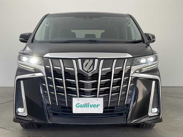 トヨタ アルファード S 兵庫県 2019(令1)年 6.5万km ブラック ・トヨタセーフティーセンス/・プリクラッシュセーフティ/・レーントレーシングアシスト/・クリアランスソナー/・パーキングサポートブレーキ/・ロードサインアシスト/・先行車発進お知らせ/・オートマチックハイビーム/・純正9インチナビ＆フルセグ＆BT＆DVD/・バックカメラ/・純正フリップダウンモニター/・AC100V電源/・片側パワースライドドア/・純正フロアマット/・ビルトインETC2.0/・スマートキー/・プッシュスタート/・ナノイー/・純正18インチアルミホイール/・LEDヘッドライト/・フォグランプ/・オートライト/・ウォークスルー/・カーテンエアバック/・W＋サイドエアバック