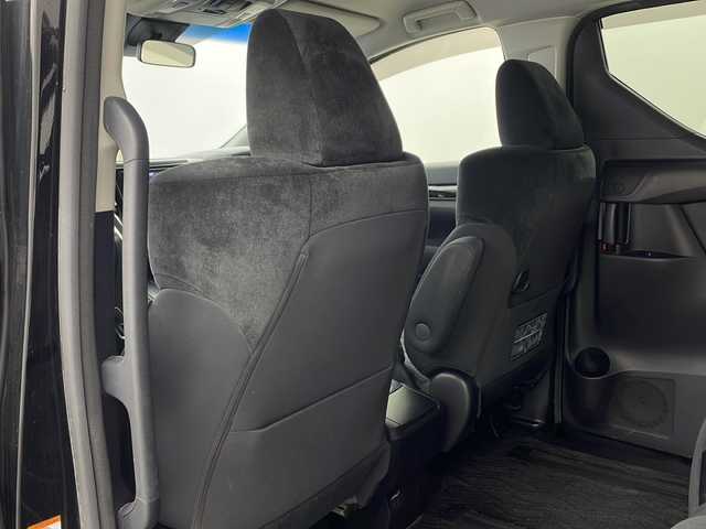 トヨタ アルファード S 兵庫県 2019(令1)年 6.5万km ブラック ・トヨタセーフティーセンス/・プリクラッシュセーフティ/・レーントレーシングアシスト/・クリアランスソナー/・パーキングサポートブレーキ/・ロードサインアシスト/・先行車発進お知らせ/・オートマチックハイビーム/・純正9インチナビ＆フルセグ＆BT＆DVD/・バックカメラ/・純正フリップダウンモニター/・AC100V電源/・片側パワースライドドア/・純正フロアマット/・ビルトインETC2.0/・スマートキー/・プッシュスタート/・ナノイー/・純正18インチアルミホイール/・LEDヘッドライト/・フォグランプ/・オートライト/・ウォークスルー/・カーテンエアバック/・W＋サイドエアバック