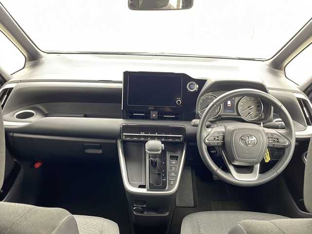 トヨタ ヴォクシー S－G 茨城県 2022(令4)年 3.1万km アティチュードブラックマイカ 方位磁針/CD/DVD/USB/Miracast/ドライブレコーダー/フルセグテレビ/バックカメラ/フリップダウンモニター/ドアバイザー/パワースライドドア/オートマチックハイビーム