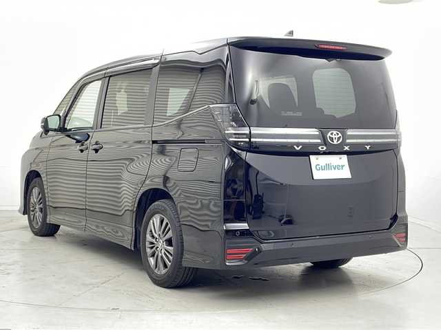 トヨタ ヴォクシー S－G 茨城県 2022(令4)年 3.1万km アティチュードブラックマイカ 方位磁針/CD/DVD/USB/Miracast/ドライブレコーダー/フルセグテレビ/バックカメラ/フリップダウンモニター/ドアバイザー/パワースライドドア/オートマチックハイビーム