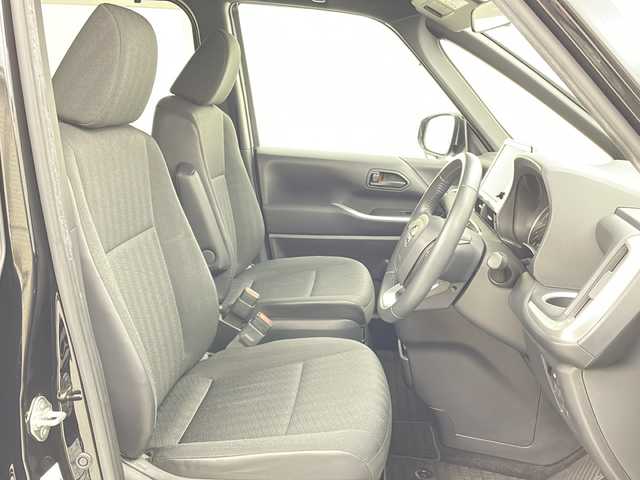 トヨタ ヴォクシー S－G 茨城県 2022(令4)年 3.1万km アティチュードブラックマイカ 方位磁針/CD/DVD/USB/Miracast/ドライブレコーダー/フルセグテレビ/バックカメラ/フリップダウンモニター/ドアバイザー/パワースライドドア/オートマチックハイビーム