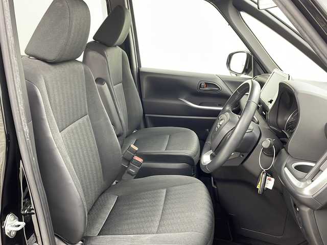 トヨタ ヴォクシー S－G 茨城県 2022(令4)年 3.1万km アティチュードブラックマイカ 方位磁針/CD/DVD/USB/Miracast/ドライブレコーダー/フルセグテレビ/バックカメラ/フリップダウンモニター/ドアバイザー/パワースライドドア/オートマチックハイビーム