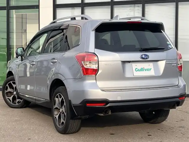 スバル フォレスター 2．0XT アイサイト 道南・函館 2015(平27)年 4.9万km アイスシルバーメタリック /純正メモリーナビ//フルセグTV//バックカメラ//ワンオーナー//アイサイト//ハーフレザーシート//前席パワーシート//前席シートヒーター//革巻きステアリング//パドルシフト//クルーズコントロール//X-MODE//SI-DRIVE//ビルトインETC