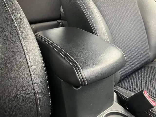 スバル フォレスター 2．0XT アイサイト 道南・函館 2015(平27)年 4.9万km アイスシルバーメタリック /純正メモリーナビ//フルセグTV//バックカメラ//ワンオーナー//アイサイト//ハーフレザーシート//前席パワーシート//前席シートヒーター//革巻きステアリング//パドルシフト//クルーズコントロール//X-MODE//SI-DRIVE//ビルトインETC