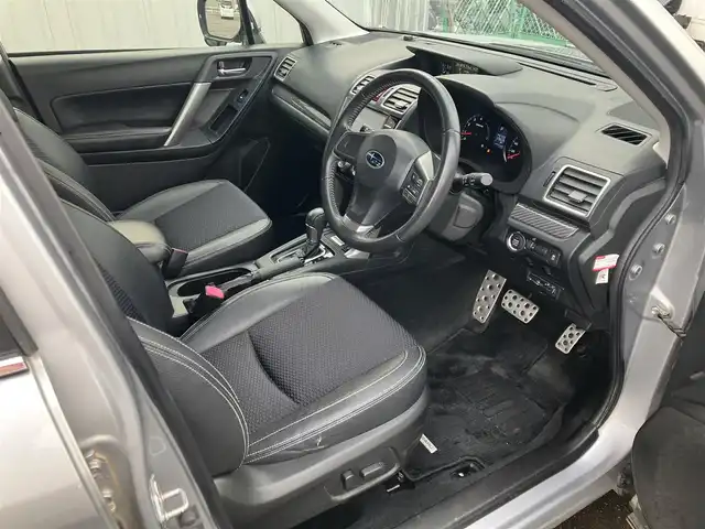 スバル フォレスター 2．0XT アイサイト 道南・函館 2015(平27)年 4.9万km アイスシルバーメタリック /純正メモリーナビ//フルセグTV//バックカメラ//ワンオーナー//アイサイト//ハーフレザーシート//前席パワーシート//前席シートヒーター//革巻きステアリング//パドルシフト//クルーズコントロール//X-MODE//SI-DRIVE//ビルトインETC