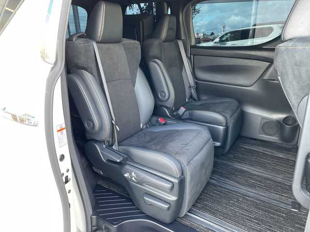 トヨタ アルファード S タイプゴールド 富山県 2020(令2)年 2万km ホワイトパールクリスタルシャイン Wサンルーフ/モデリスタエアロ/純正ナビゲーション/【CD/DVD/BT/USB/Miracast/フルセグTV】/バックモニター/ビルトインETC/両側パワースライドドア/三眼LEDヘッドライト/パワーバックドア/社外足回り/純正サスペンション 車内積込み有/トヨタセーフティーセンス/・プリクラッシュセーフティ/・レーンキープアシスト/・レーダークルーズコントロール/・オートハイビームアシスト/純正18インチAW /純正フロアマット/スマートキー