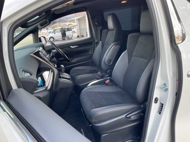 トヨタ アルファード S タイプゴールド 富山県 2020(令2)年 2万km ホワイトパールクリスタルシャイン Wサンルーフ/モデリスタエアロ/純正ナビゲーション/【CD/DVD/BT/USB/Miracast/フルセグTV】/バックモニター/ビルトインETC/両側パワースライドドア/三眼LEDヘッドライト/パワーバックドア/社外足回り/純正サスペンション 車内積込み有/トヨタセーフティーセンス/・プリクラッシュセーフティ/・レーンキープアシスト/・レーダークルーズコントロール/・オートハイビームアシスト/純正18インチAW /純正フロアマット/スマートキー