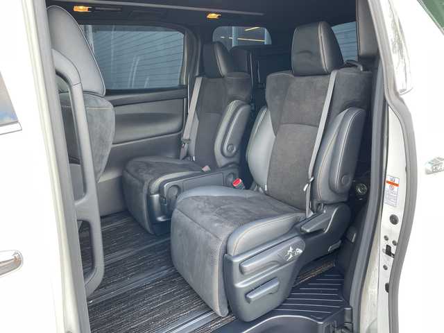 トヨタ アルファード S タイプゴールド 富山県 2020(令2)年 2万km ホワイトパールクリスタルシャイン Wサンルーフ/モデリスタエアロ/純正ナビゲーション/【CD/DVD/BT/USB/Miracast/フルセグTV】/バックモニター/ビルトインETC/両側パワースライドドア/三眼LEDヘッドライト/パワーバックドア/社外足回り/純正サスペンション 車内積込み有/トヨタセーフティーセンス/・プリクラッシュセーフティ/・レーンキープアシスト/・レーダークルーズコントロール/・オートハイビームアシスト/純正18インチAW /純正フロアマット/スマートキー